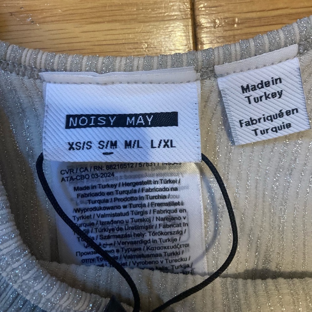 ❗️5 for $35❗️Noisy May silver Bodysuit - Picture 2 of 5